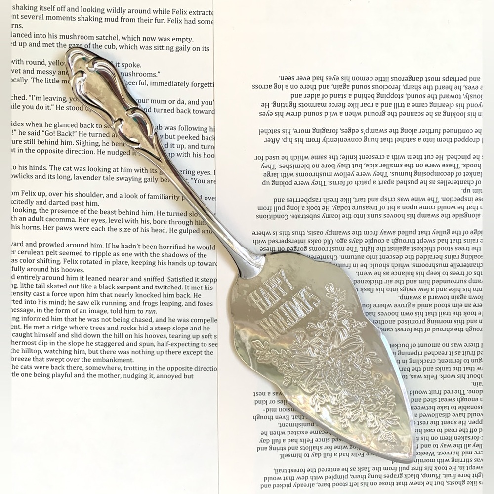 vintage Happy Holidays silver plated pie cake server